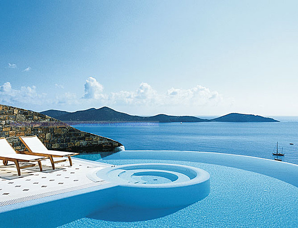 11_deluxe_spa_pool_villa