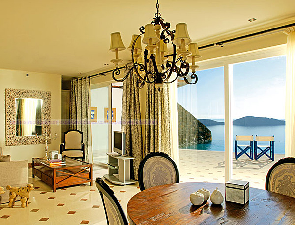 12_deluxe_spa_pool_villa