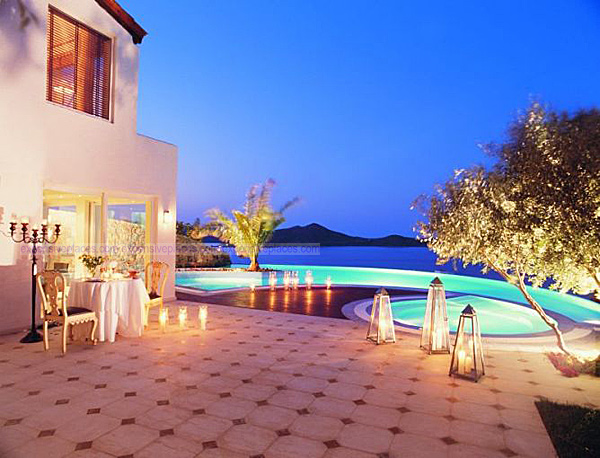 Presidential-Spa-Pool-Villa11
