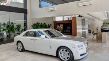 Rolls-Royce Opens First Showroom In Latin America