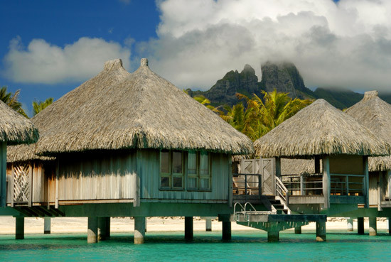 Bora Bora Resorts Inside