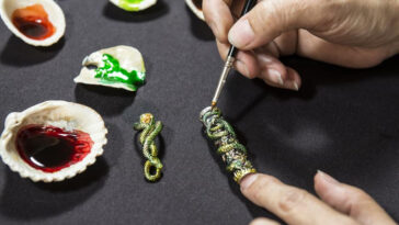 Montegrappa hand-painting Snake pen