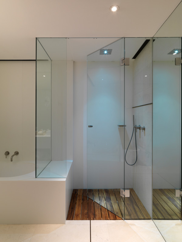 Hotel Sense Sofia bathroom