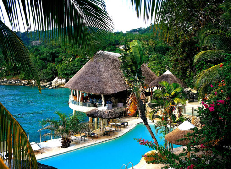 The Sunset Beach Hotel Seychelles
