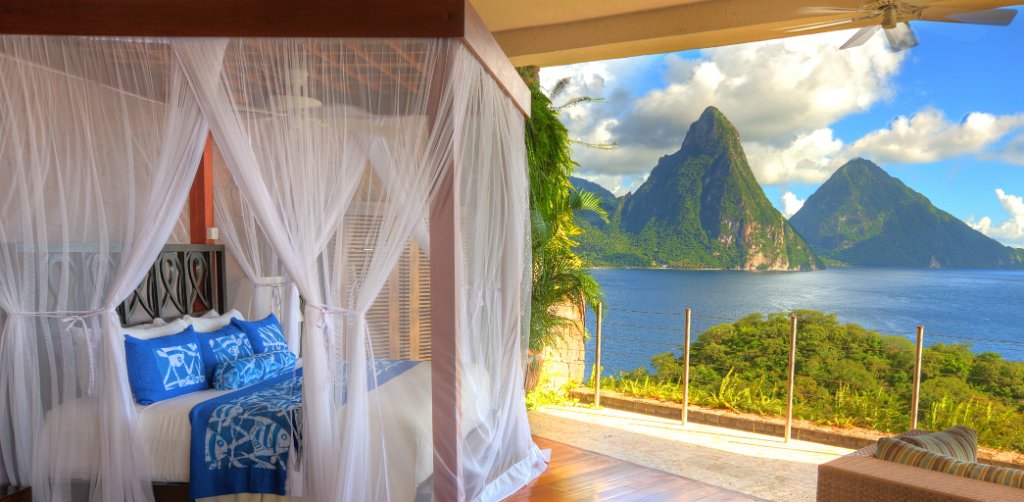 Jade Mountain St Lucia: An Eco-Friendly Resort in the Caribbean