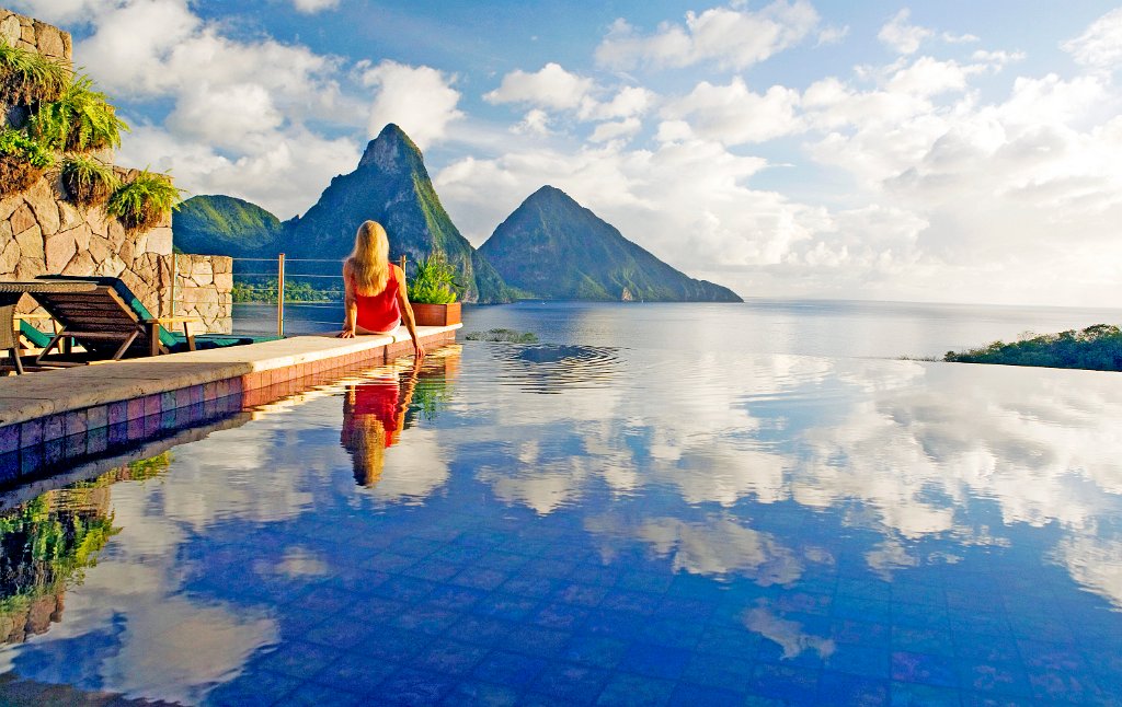 Jade Mountain St Lucia: An Eco-Friendly Resort in the Caribbean